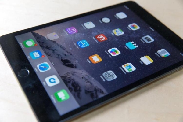 ipad4大概还能用多久啊？ipad4大概？ipad4 看电影能看多久